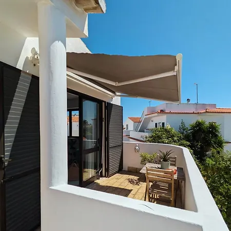 Holiday home Vivenda Josil - Private Pool 1km To & Centre *