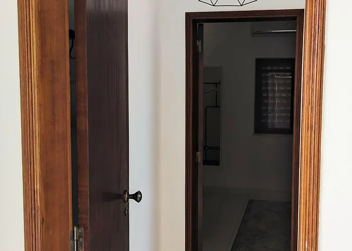 Prázdninový dům Vivenda Josil - Private Pool 1km To & Centre