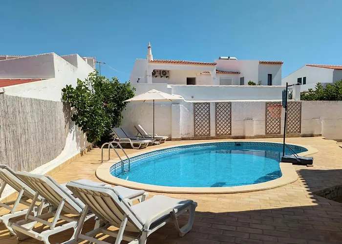 펜션 Vivenda Josil - Private Pool 1km To & Centre *