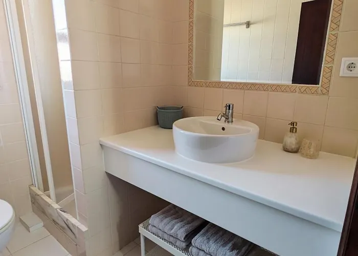 Vivenda Josil - Private Pool 1km To & Centre 펜션 라고스