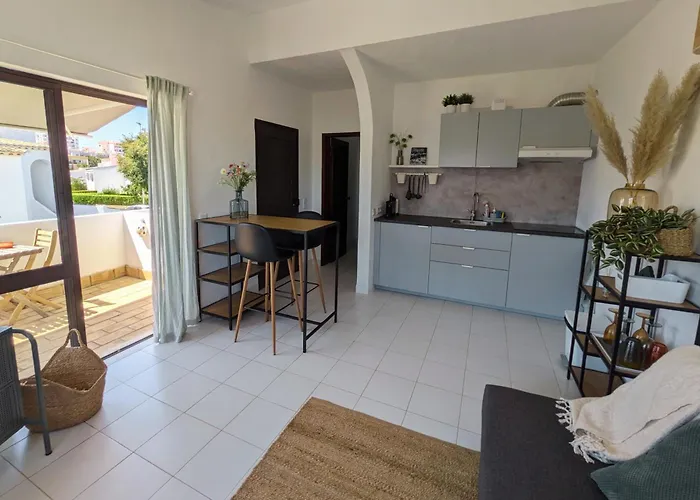 Vivenda Josil - Private Pool 1km To & Centre Lagos